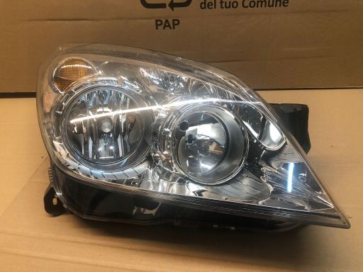 Reflektor Świateł Przednich 1Eg 270 370-621