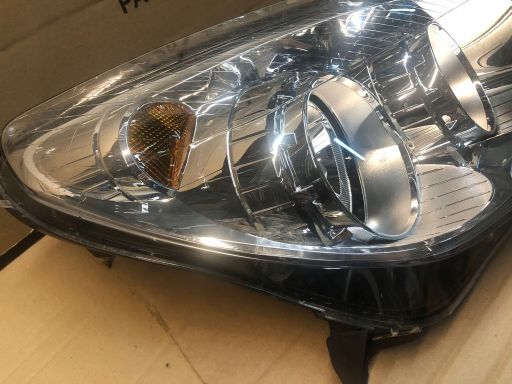 Reflektor Świateł Przednich 1Eg 270 370-621