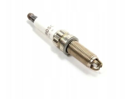 Świeca zapłonowa BMW 7 F01 F02 nowa