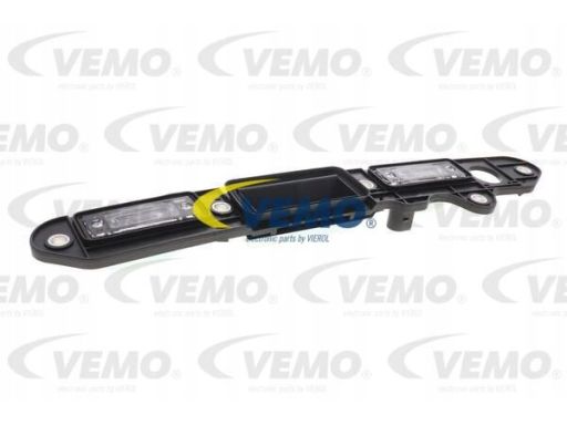 Listwa klapy bagażnika Volkswagen Golf Plus V, Jetta 3, Passat B6, Tou