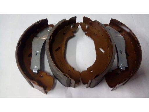 19-1071 Szczęki Ham. Ford Transit 00- Maxgear