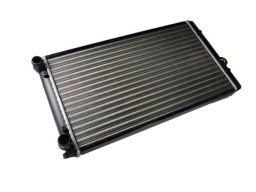 Chłodnica Silnika D7W023Tt