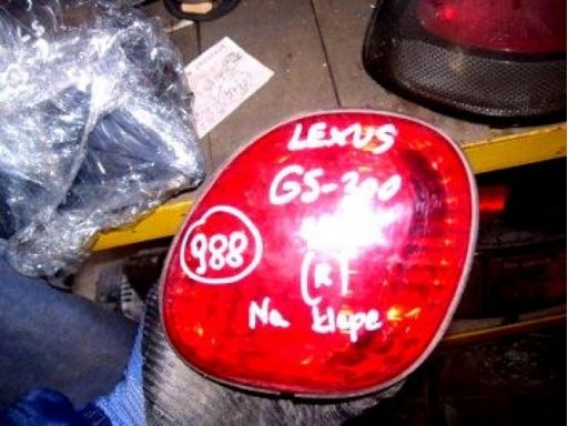 Lexus gs 300 gs300 lampa tył tylna prawa