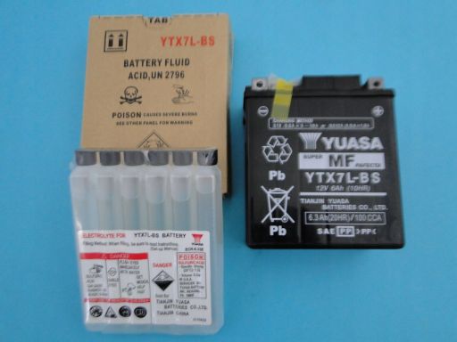 Akumulator yuasa ytx7l-bs suzuki dr 125 350 gz 250